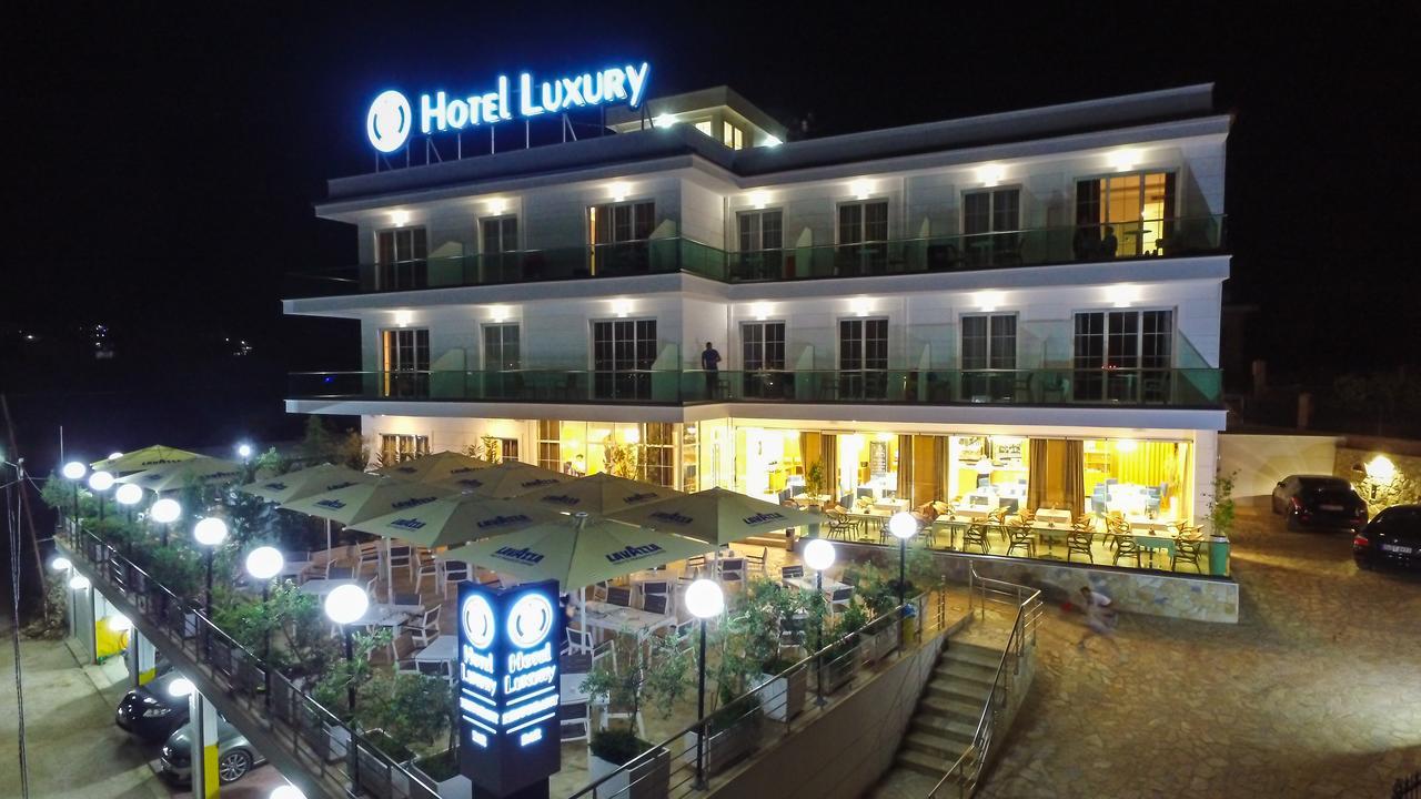 Hotel Luxury Ksamil Exteriör bild